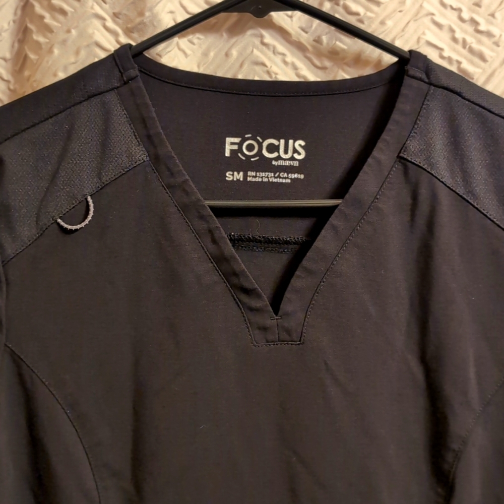 Black small jogger scrub set